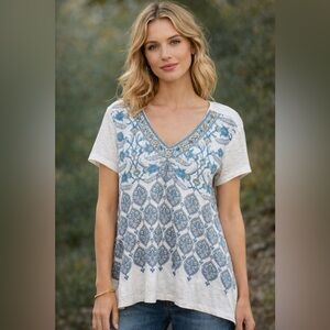 Sundance Women’s Shirt Sleeve Beaded VNeck Tee white Floral/Paisley M